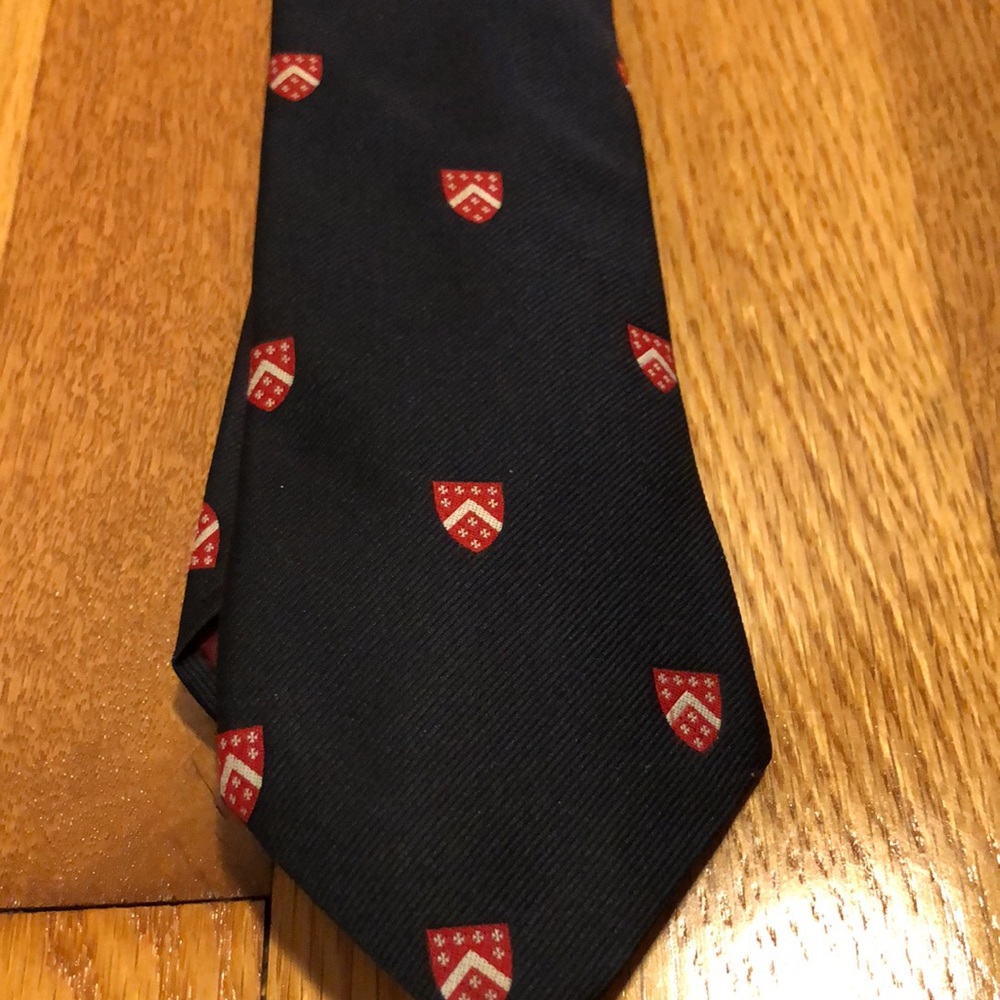 Vintage Rivetz of Boston Yale Co-op New Haven Berkeley College All Polyester Tie